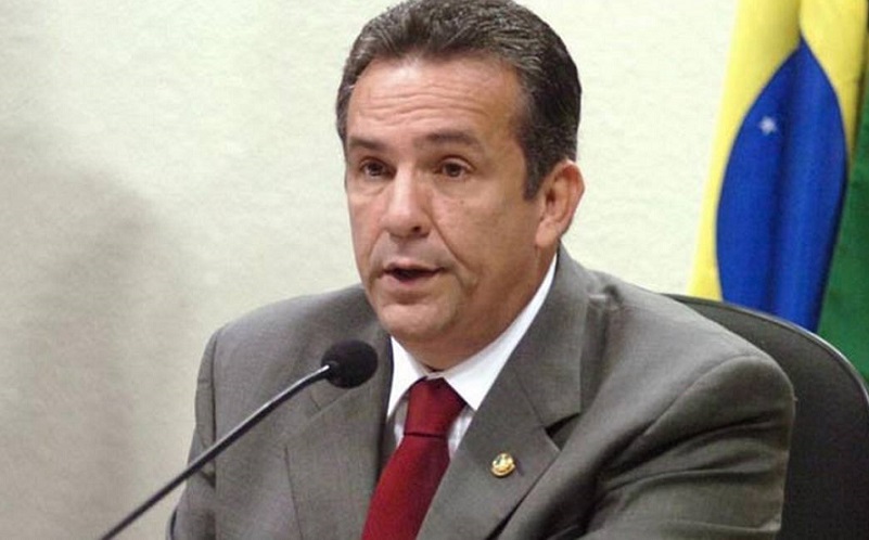 ex-senador Luiz Otávio Campos