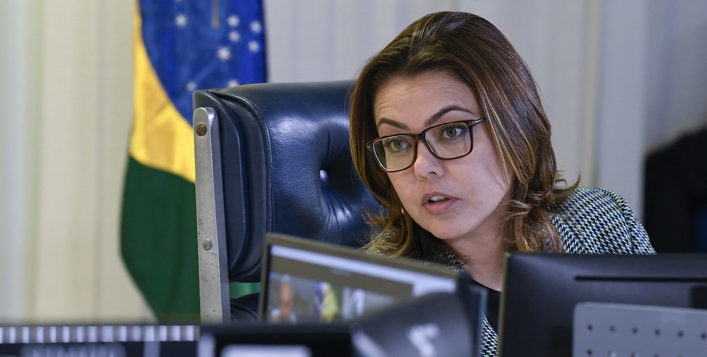 Senadora Leila ensaia pré-candidatura ao governo do DF