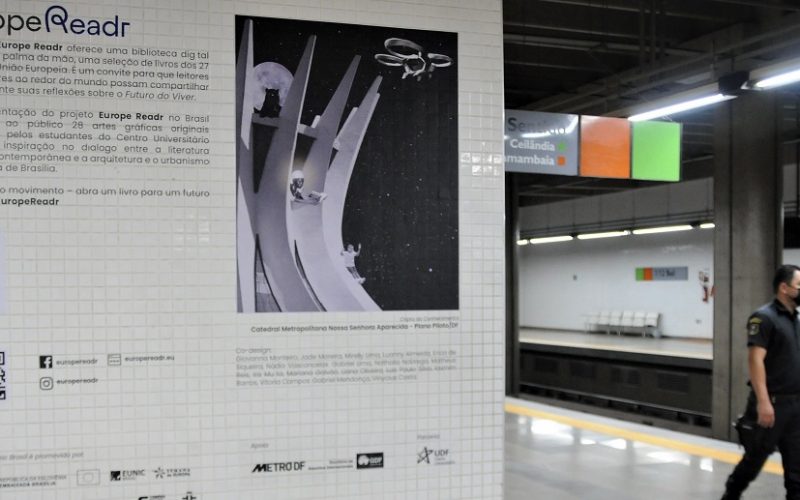 Na Estação 112 Sul do Metrô, parte da mostra Europe Readr, que divulga a cultura de países da Europa/Lúcio Bernardo Jr/Agência Brasília