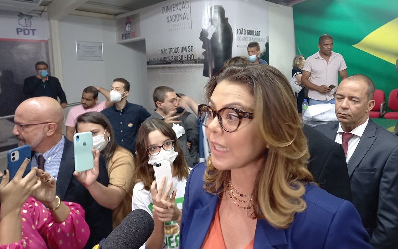 Leila Barros diz que está motivada com a sua pré-campanha
