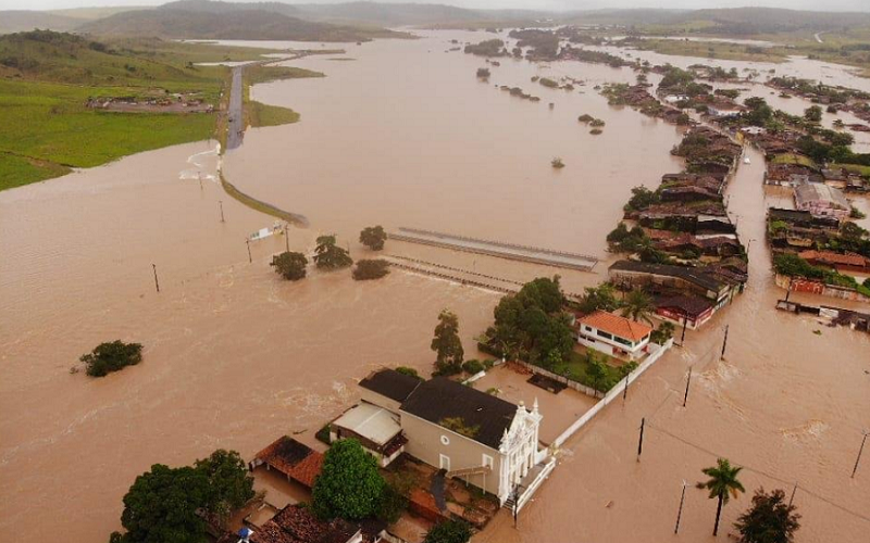 Enchentes desabrigam 56 mil pessoas em Alagoas