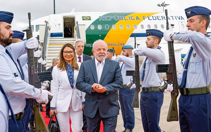 Lula da Silva recebido em Portugal Misto Brasília
