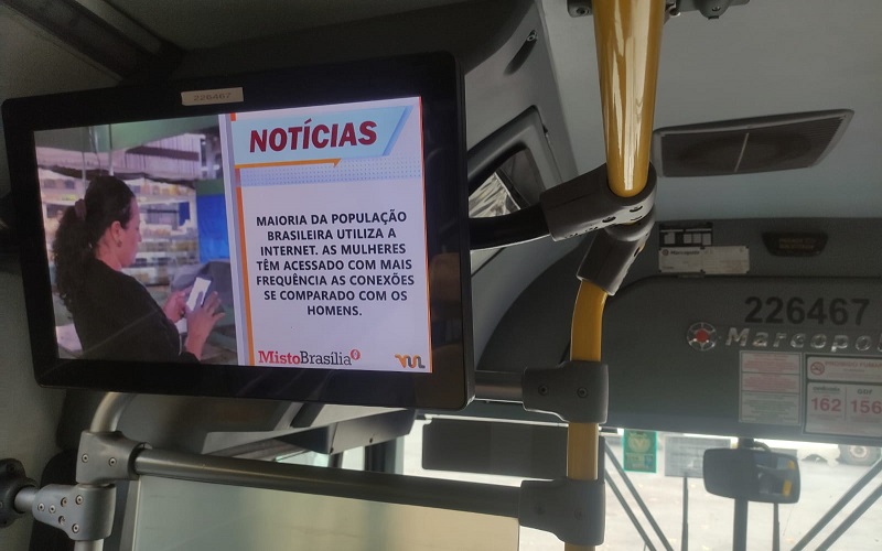 Misto Brasília notícia nos ônibus Misto Brasília