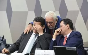 Senadores Alcolumbre, Jaques Wagner e Eduardo Braga Senado Muisto Brasil
