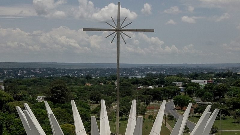 Alto da coroa da Catedral Metropolitana Nossa Senhora Aparecida de Brasília/Rafa Neddermeyer/Agência Brasil