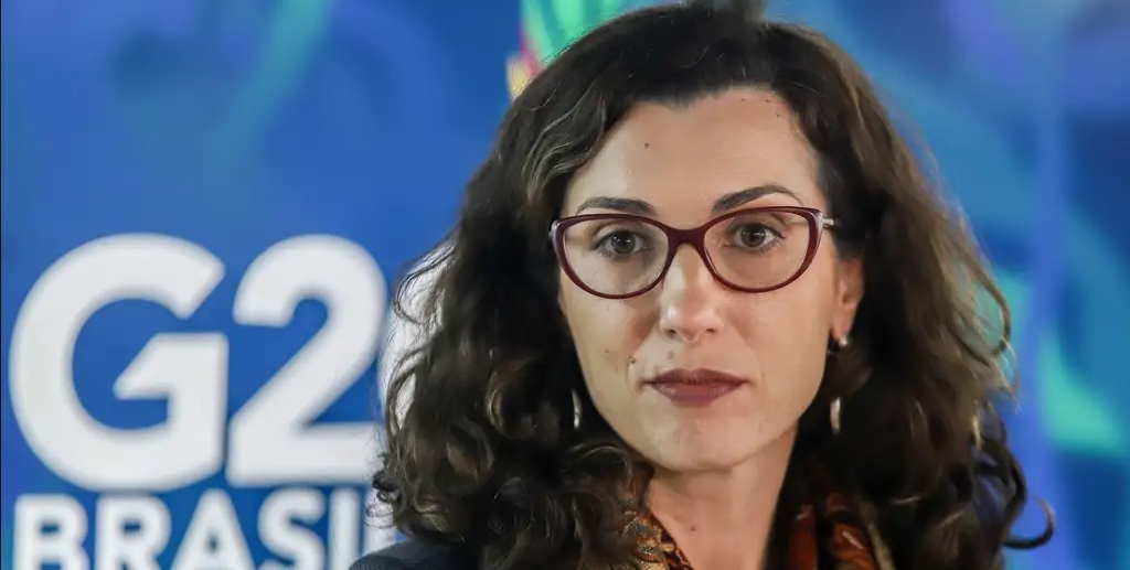Fernanda Machiavelli Ministério do Desenvolvimento Agrário Misto Brasil