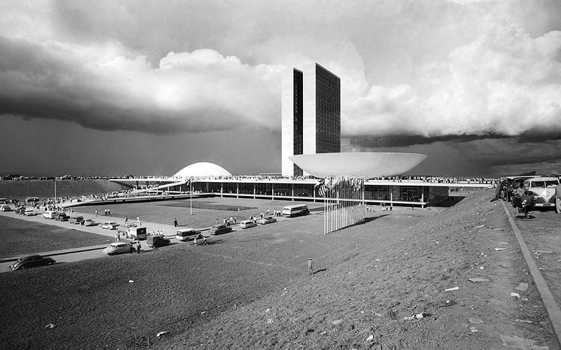 A CPI sobre Brasília instalada em setembro de 1960 Misto Brasil