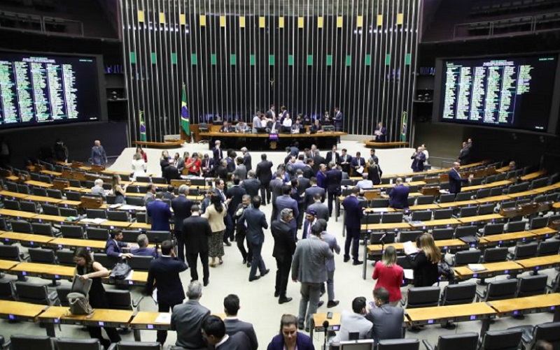 Plenário Câmara dos Deputados votaçào ensino médio Misto Brasil