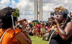 Indígena Esplanada dos Ministérios Congresso Misto Brasil