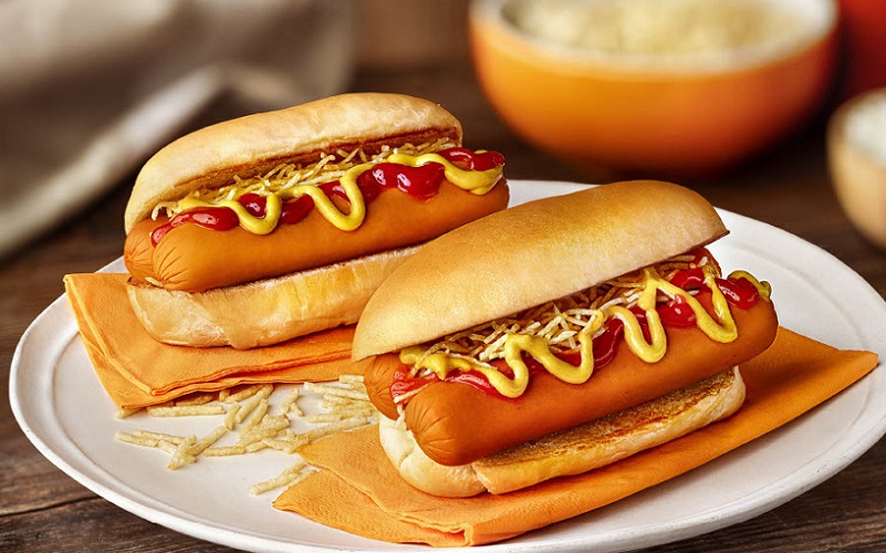 Primeira salsicha hot dog defumada entra no mercado nos próximos dias